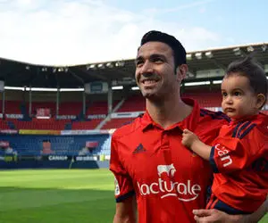 هواداران اوساسونا، نکونام اسطوره ماست!