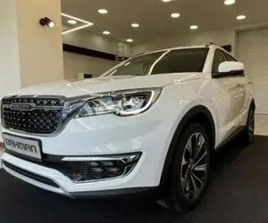 کراس اوور جدید چینی با برند ایرانی به نمایندگی ها رسید