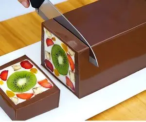 خلاقانه‌های آشپزی؛ این دسر میوه ای رو درست کن مهمونا شصت پاشونم میخورن