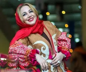 (فیلم) استایل جالب بهنوش بختیاری هنگام دیدن دربی