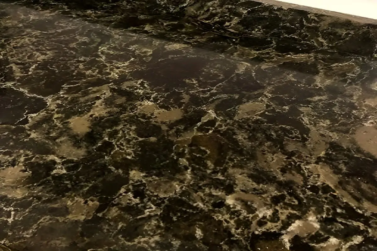 تست-بینایی-یافتن-عینک-روی-میز