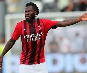 بارسلونا با هافبک میلان به توافق رسید