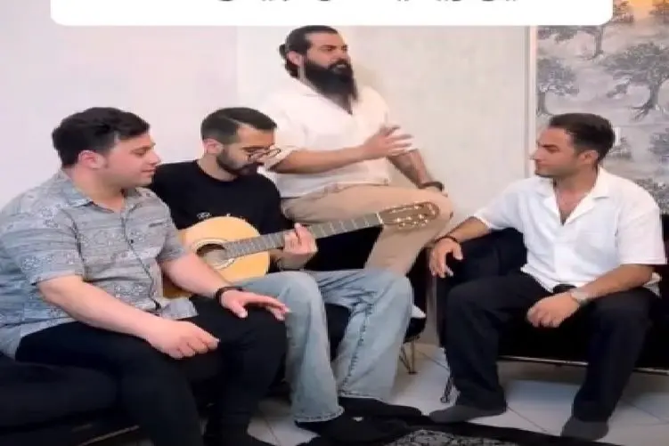 آواز احساسی؛ شما صدای این بزرگوارها رو برا شادمهر پخش کن اگر نگفت این که خودمم
