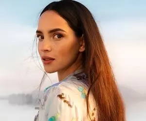 موهایی سالم، درخشان و قوی با پوست سر سالم؛ هفت نکته ی مراقبتی