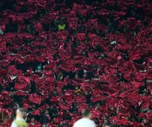 سازمان لیگ نصف پول بلیت‌های بازی پرسپولیس را نمی‌دهد!