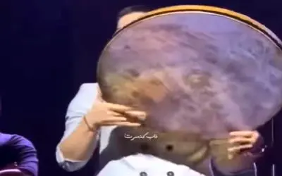 آواز اصیل؛ باورت نمیشه پشت چنین دف نوازی فوق العاده ای کی ایستاده چقدر مقتدر