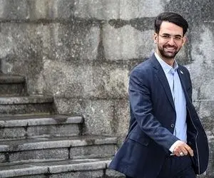 کری‌خوانی دوباره آذری جهرمی برای استقلالی‌ها!