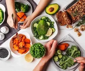 چطور رژیم وگان سالم بگیریم؟