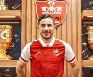 پایان دوران فرشاد در پرسپولیس؛ ستاره سرخ‌ها  پس از قدردانی جدا شد