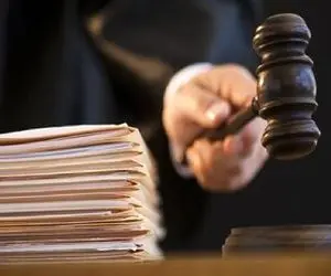 طناب دار برای تجاوز شیطانی به یک خانم وکیل