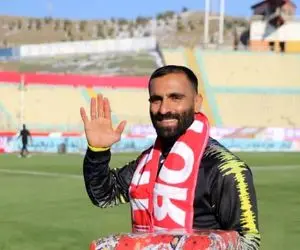 چرخش ۱۸۰ درجه مهدی کیانی به سمت سرخپوشان