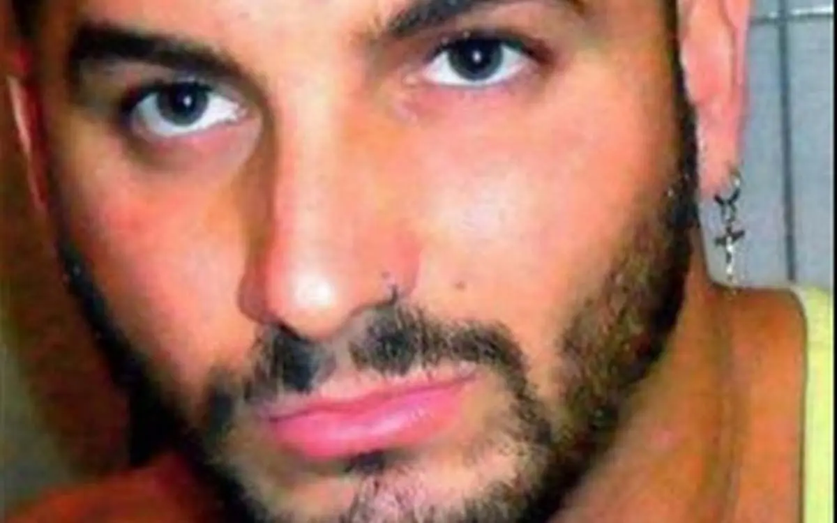 0_Man-who-removed-nose-to-look-like-alien-has-now-sliced-his-top-lip-off-in-shocking-body-modification