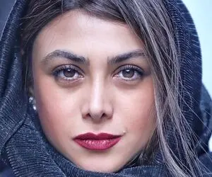 (عکس) حجاب متفاوت آزاده صمدی بعد از حکم خبرسازش
