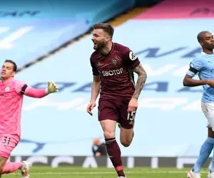 استادِ پپ مچش را خواباند