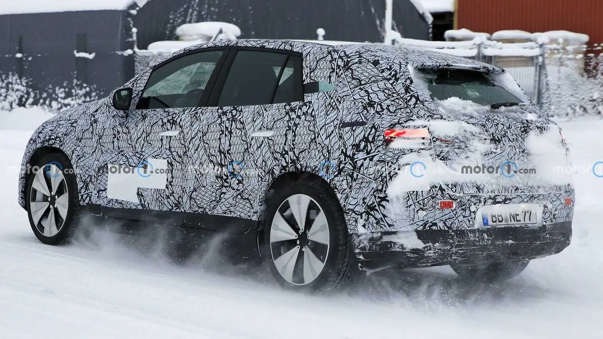 Mercedes - Benz EQE SUV