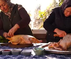 آشپزی روستایی؛ پخت اردک با چاشنی های مادربزرگ