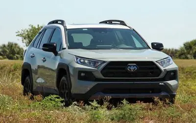 تویوتا راوفور ادونچر 2025 با قیمت 9 میلیارد؛ در ایران 3 تا بخر یکی ببر!