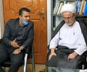 (ویدئو) خط و نشان امام جمعه رضوانشهر برای یک خبرنگار؛ دهان این آدم را گل بگیرید