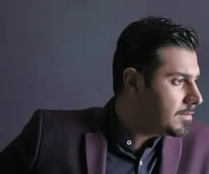 لحظه واکسن زدن پدر خواننده محبوب