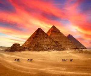 مستند کاوش؛ تجربه یک روز زندگی در 1550 سال پیش از میلاد و مشارکت در ساخت هرم مصر