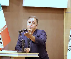 چرا علی خسروی علیه سمانه دختر هوادار استقلال استوری گذاشت؟