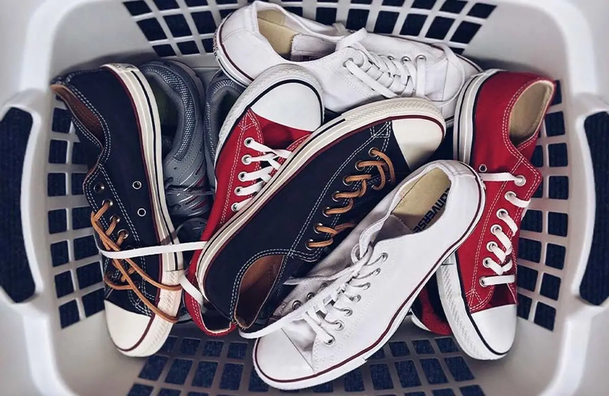 converse-sneakers-in-a-basket