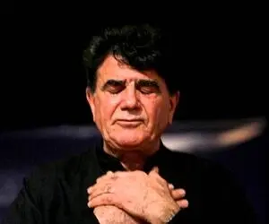 آواز پر طمطراق؛ استاد شجریان بزرگ با چه اشک و سوزی آهنگ رفتی تو به این زودی رو میخونه
