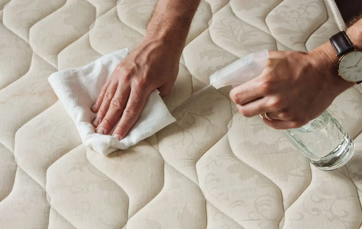 how-to-clean-mattress-in-home-05