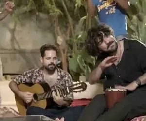 آواز بهشتی؛ اجرای بندری احساسی عرفان طهماسبی که هم صداشو گذاشت هم سیماشو تکون داد