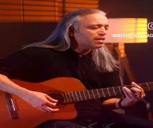 آواز احساسی؛ همه تو اینستا گفتن این آهنگو بچگی شنیدن عشق حالیشون نبوده ولی گریه کردن