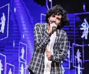 آواز عاشقانه؛ وقتی عرفان طهماسبی این آهنگو شروع کرد بقیشو کل سالن باهاش خوندن چه عشقی