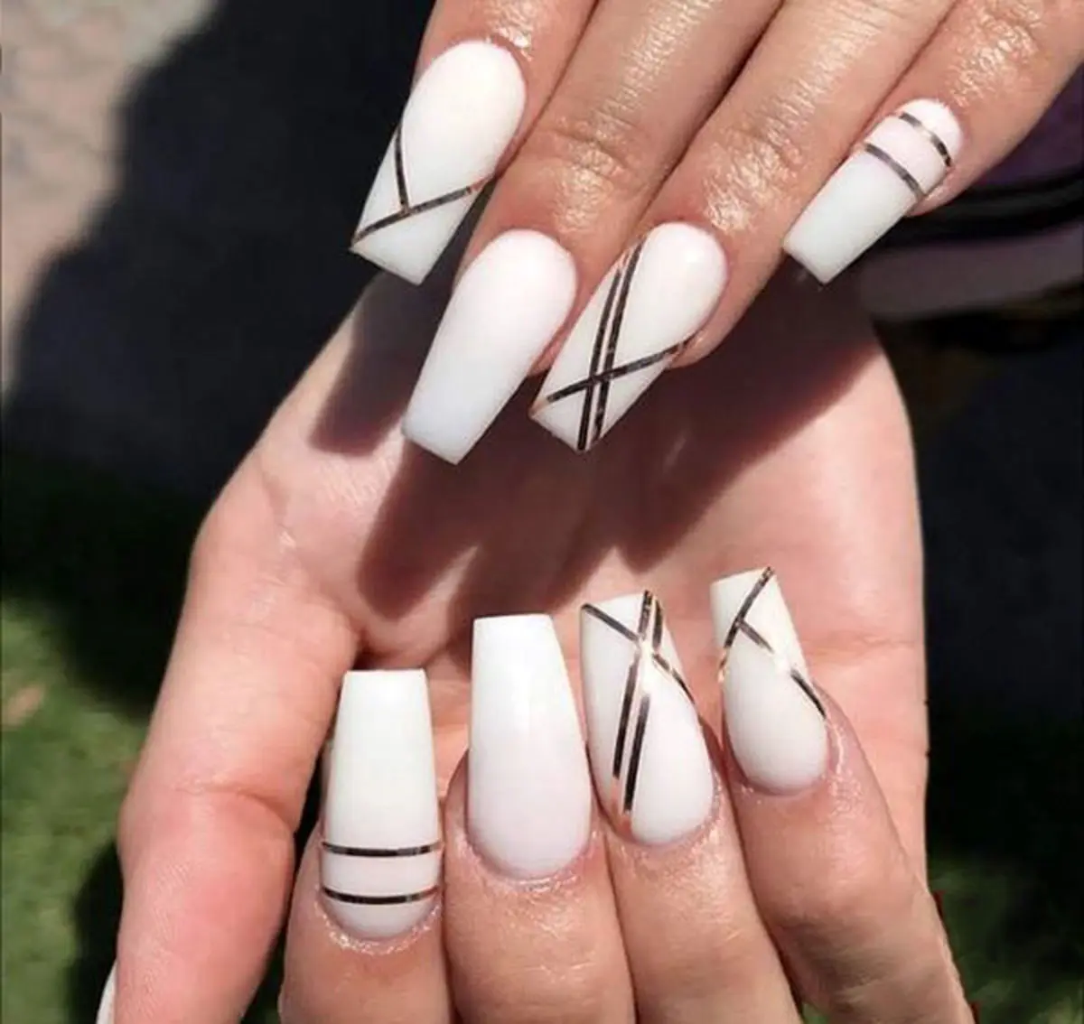 white-nail-model-for-girls-24