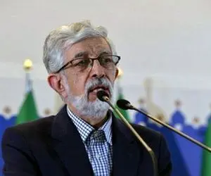 (ویدئو) حاضرینی که پای سخنرانی حداد عادل ننشستند