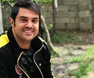 چرا دروازه‌ بان تیم ملی در دیدار یادبود میناوند و انصاریان حضور نداشت؟