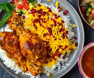 آموزش آشپزی؛ زرشک پلو با مرغ مجلسی که همه مهمونا فکر می کنن رستورانیه