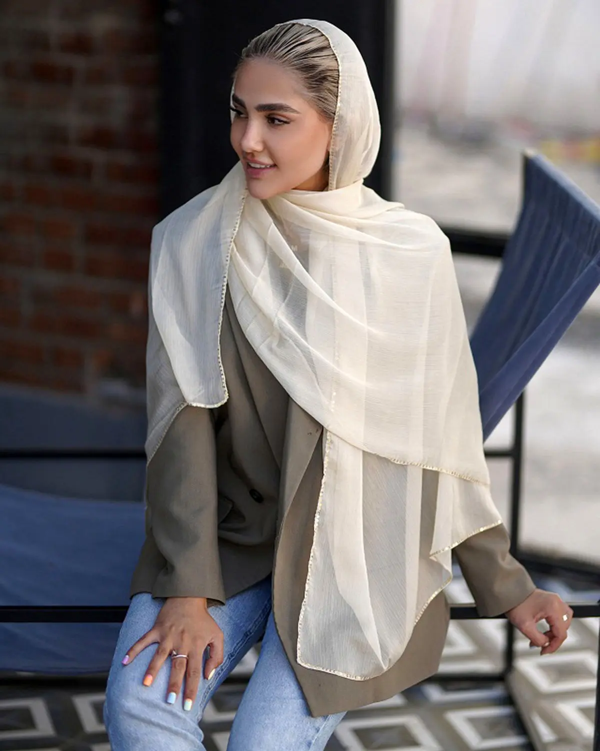 چه شالی به رنگ پوست ما می آید؟