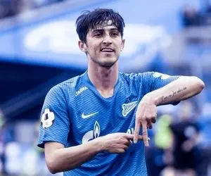 (عکس) رونمایی سردار آزمون از تیم والیبال بانوان اش!