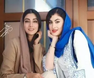 سوتی خندان؛ محیا دهقانی پشت ماشین بازی نشست جا فرمون یچی دیگه رو گرفت مریم مومن ترکید
