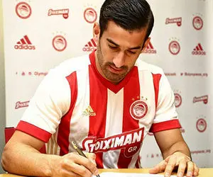 لژیونر ملی پوش استقلالی می شود؟