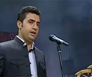 آواز خیابانی؛ ببینید همایون سیجانی با تقلید از حسن زیرک چه آهنگی تو بیمارستان خوند