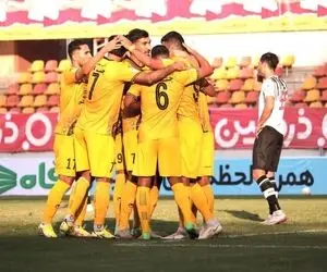نگاه یحیی به خط حمله سپاهان؛ دو بازیکن سابق سرخابی ها در لیست پرسپولیس!