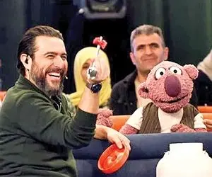 آواز شاد؛ جناب خان سنگ تموم گذاشت واسه نادر سلیمانی مخصوص خوند ذوق ملت نمیخوابه