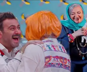 سکانس شادیسم؛ نعیمه یکی به خودش میزنه یکی به بهرنگ / یکیشون مرغه یکیشون ترامپ