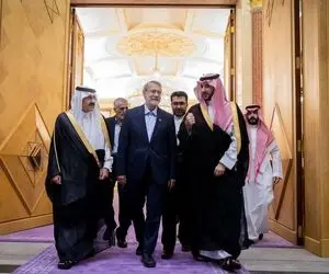 اهداف سفر لاریجانی به ریاض و تحولات نشست دوحه