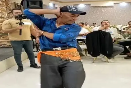 دانلود آهنگ عربی جیناک بهایه؛ مخصوص رقص تو اکیپ هایی که حرف مردم براشون اهمیتی نداره