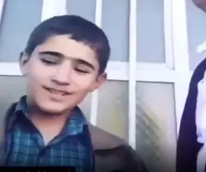 آواز محلی؛ پسرک لر آهنگ کارگری ذلیل و بدبخت بیدم رو چنان ماهر خوند که حضار رو برد کما