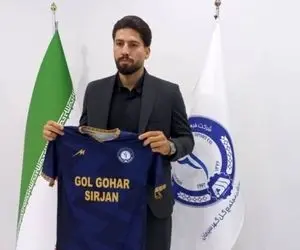یک بازیکن دیگر از گل گهر جدا شد