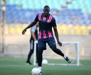 (عکس) سرانجام پای ستاره به تمرینات پرسپولیس باز شد!