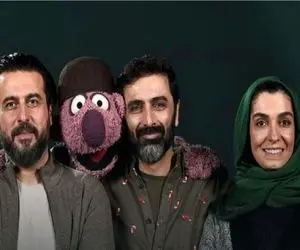 سکانس خندان؛ جناب خان راز بقای الیکا و امین زندگانی رو میپرسه همه روده برن از دستش