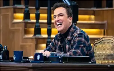 سکانس شاد/ رقص پیرمردها واقعا دیدنیه /حامد آهنگی با قر خیلی قشنگ همراهیشون می کنه